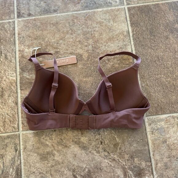 Skims Fits Everybody T-shirt Demi Bra Jasper Size 32A - Picture 4 of 7